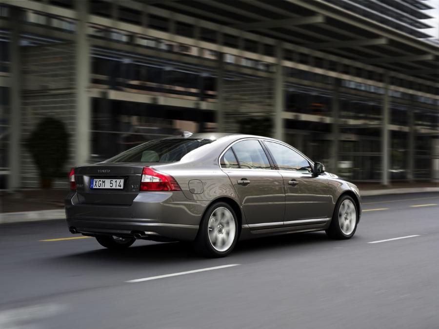  Volvo S80 V8 2007 года  (фото 62 из 69)